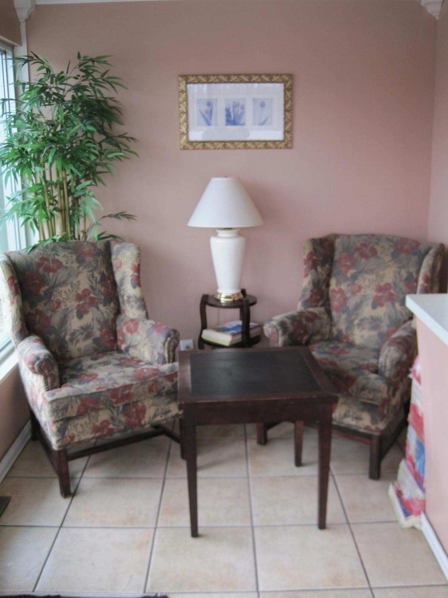Royal Relax Inn Fairmont City Extérieur photo